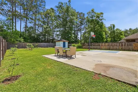 Exterior - 116 Meadow Spring Pl, Covington, LA 70435 photo 2 of 4