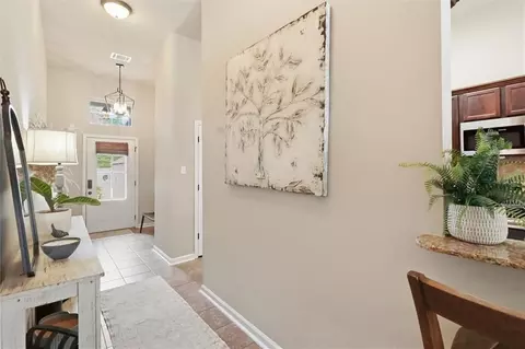 Entry Way - 116 Meadow Spring Pl, Covington, LA 70435 photo 2 of 3