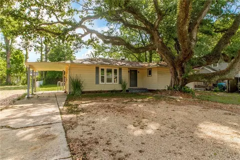 801 S Cypress St, Hammond, LA 70403