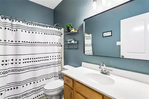 Bath - 1280 S Walnut St, Slidell, LA 70460 photo 2 of 2
