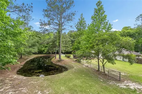 Exterior - 232 Chateau Dr, Slidell, LA 70460 photo 15 of 16