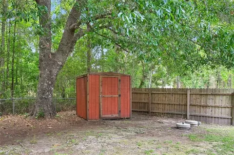 Exterior - 232 Chateau Dr, Slidell, LA 70460 photo 5 of 16