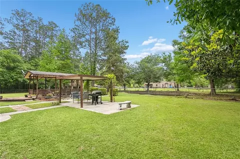 Exterior - 232 Chateau Dr, Slidell, LA 70460 photo 6 of 16