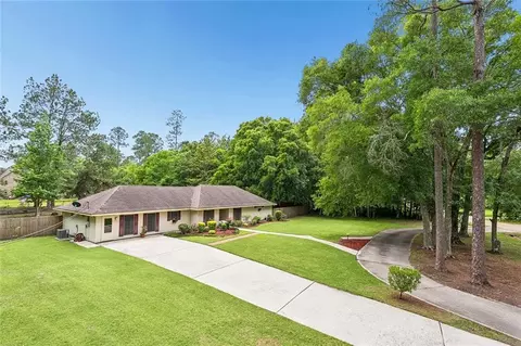 232 Chateau Dr, Slidell, LA 70460 photo 3