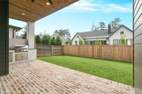 Exterior - 1172 Delta Ln, Covington, LA 70433 photo 2 of 3