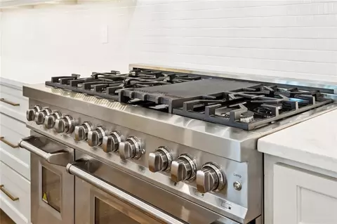 Kitchen - 1172 Delta Ln, Covington, LA 70433 photo 3 of 3