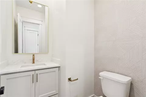 Bath - 1172 Delta Ln, Covington, LA 70433 photo 5 of 5