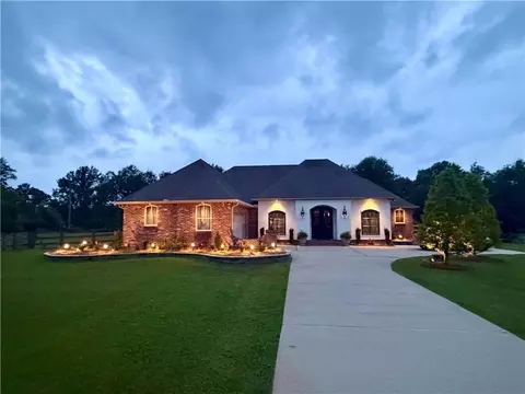 197 Orleans Ave, Folsom, LA 70437