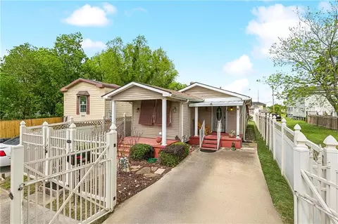 2640 Piety St, New Orleans, LA 70117