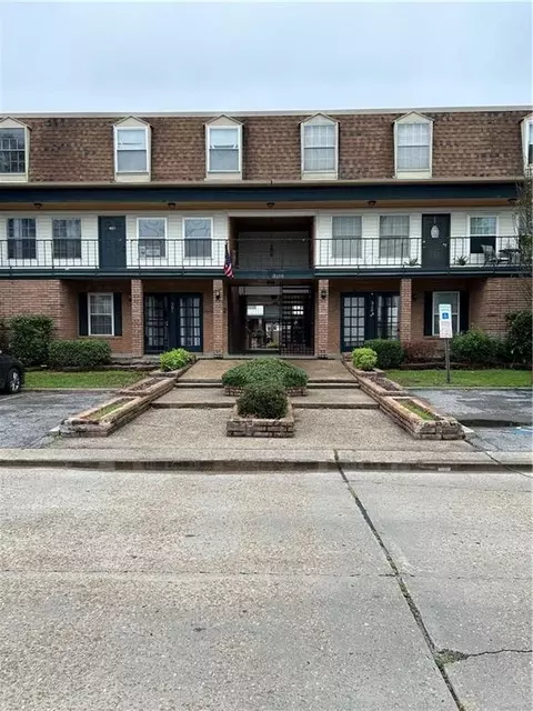 3110 Edenborn Ave #402, Metairie, LA 70002