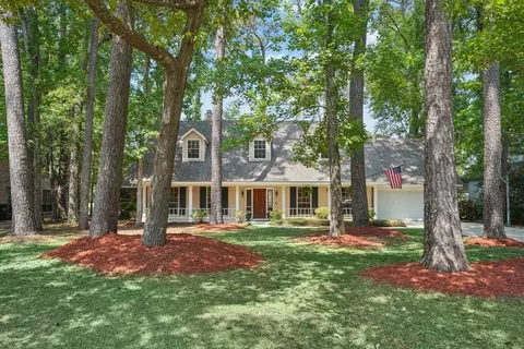 208 Evangeline Dr, Mandeville, LA 70471