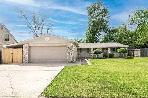 1817 Madewood Rd, Laplace, LA 70068