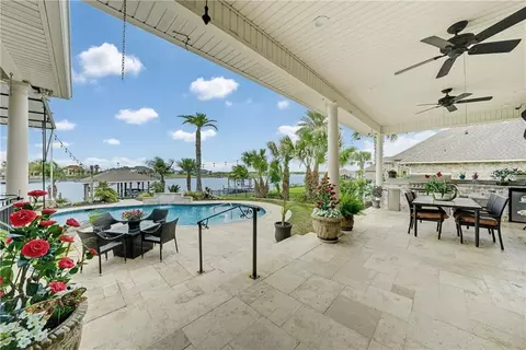 Exterior - 2319 Sunset Blvd, Slidell, LA 70461 photo 3 of 7