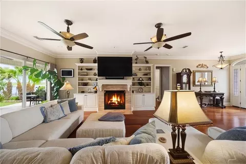 Living - 2319 Sunset Blvd, Slidell, LA 70461 photo 3 of 3
