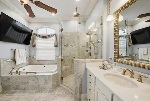 Bath - 2319 Sunset Blvd, Slidell, LA 70461 photo 2 of 5