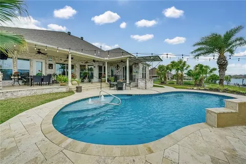 Exterior - 2319 Sunset Blvd, Slidell, LA 70461 photo 7 of 7