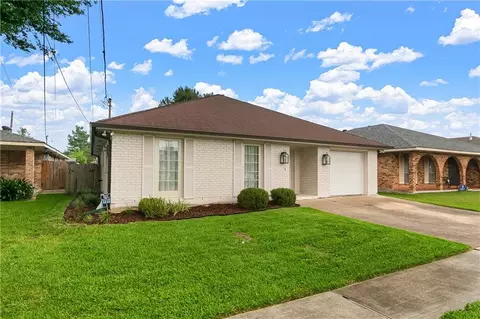 4649 Apricot St, Metairie, LA 70001