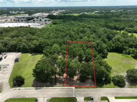 133 Robin Hood Dr, Hammond, LA 70403