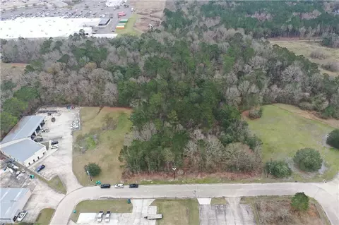 133 Robin Hood Dr, Hammond, LA 70403