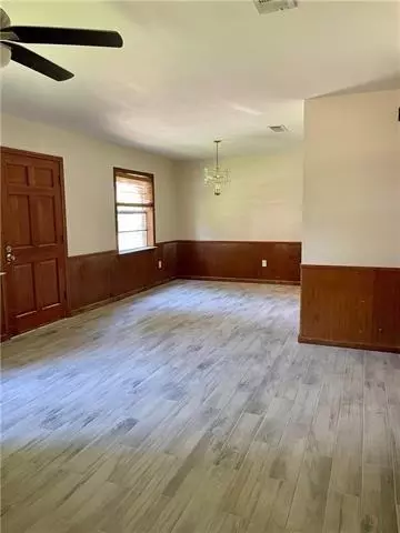 140 E 12th St, Reserve, LA 70084 photo 2