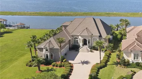 1036 Lakeshore Blvd, Slidell, LA 70461