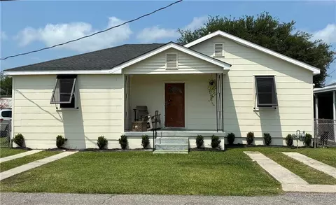 504 Oak St, Marrero, LA 70072