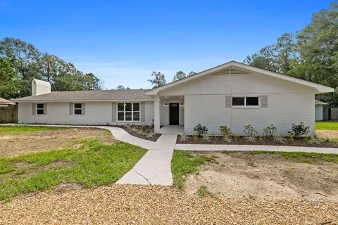 48076 Woodhaven Rd, Tickfaw, LA 70466