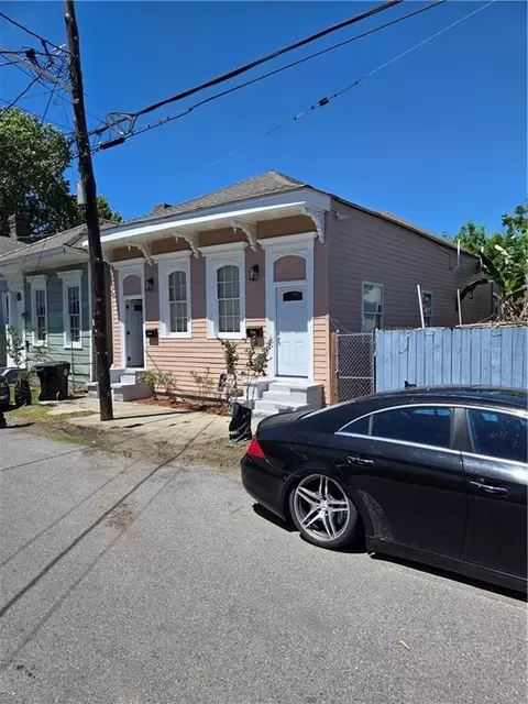 17271729 Marais St, New Orleans, LA 70118