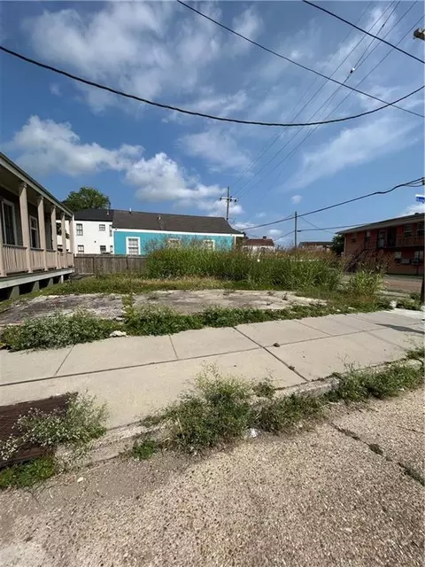 1463 Henriette Delille St, New Orleans, LA 70116