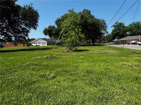 Bernard Avenue, Ama, LA 70031
