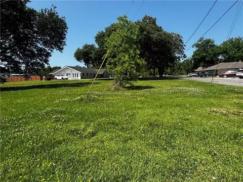 500 Bernard Ave, Ama, LA 70031