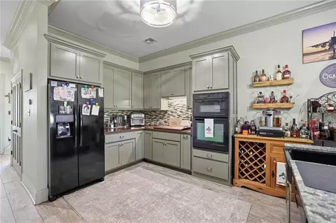 Kitchen - 30700 Blue Wing Cres, Springfield, LA 70462 photo 1 of 2