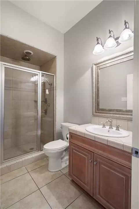 Bath - 1605 Vela Cv, Slidell, LA 70458 photo 1 of 4