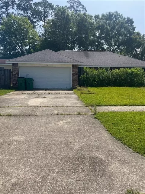 1114 Saint Paul St, Slidell, LA 70460