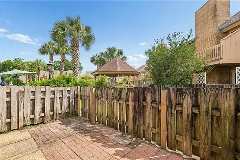 35 Ormond Pl, Destrehan, LA 70047 photo 9