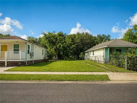 4708 N Robertson St, New Orleans, LA 70117