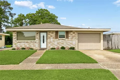 5120 Mount Shasta Dr, Marrero, LA 70072