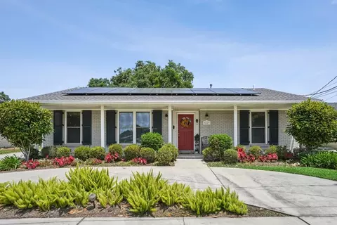 3817 Apollo Dr, Metairie, LA 70003
