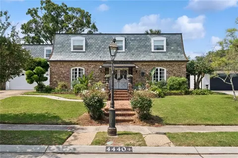 4440 Bancroft Dr, New Orleans, LA 70122