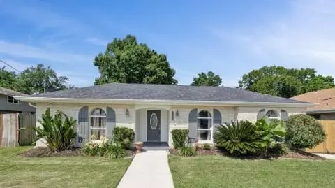 4508 Barnett St, Metairie, LA 70006