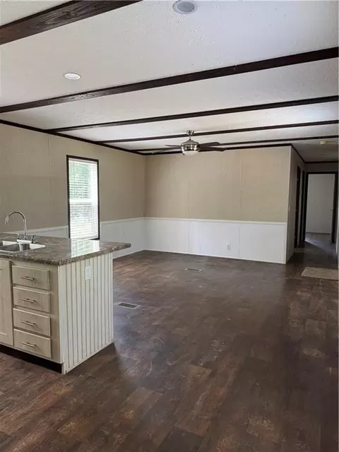 Living - 29520 Lindas Haven Rd, Springfield, LA 70462 photo 2 of 2