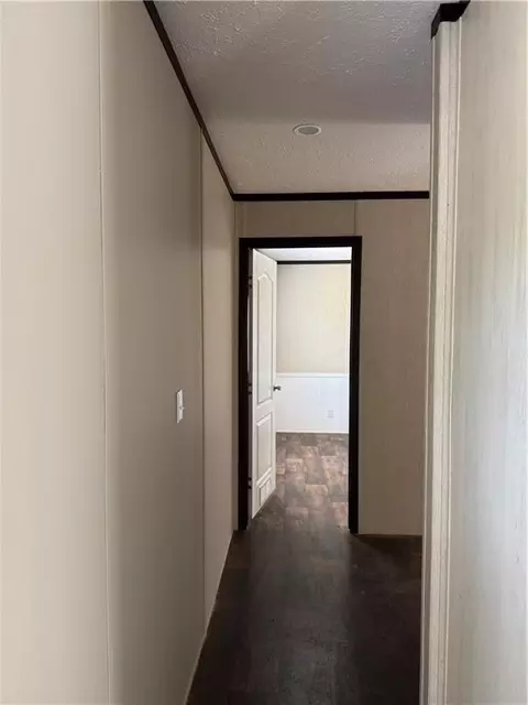 Entry Way - 29520 Lindas Haven Rd, Springfield, LA 70462 photo 2 of 6