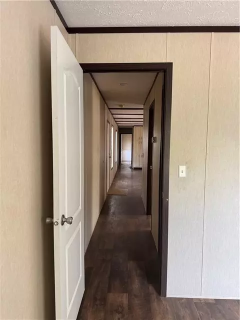 Entry Way - 29520 Lindas Haven Rd, Springfield, LA 70462 photo 4 of 6