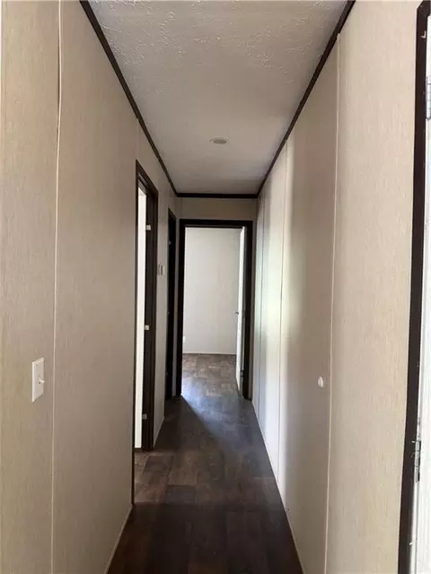 Entry Way - 29520 Lindas Haven Rd, Springfield, LA 70462 photo 3 of 6