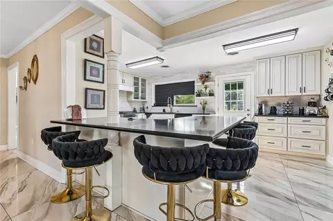 Kitchen - 187 Cedar Dr, Reserve, LA 70084 photo 2 of 2