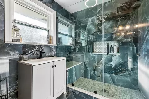 Bath - 187 Cedar Dr, Reserve, LA 70084 photo 2 of 4