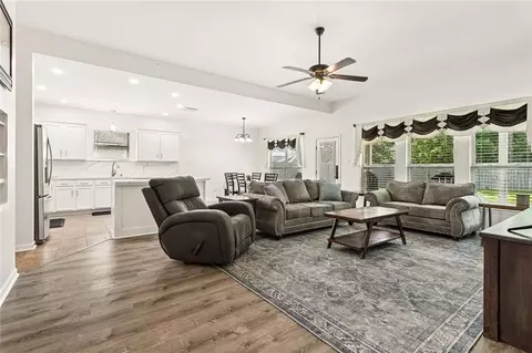 Living - 728 Fairfield Loop, Slidell, LA 70458 photo 2 of 3