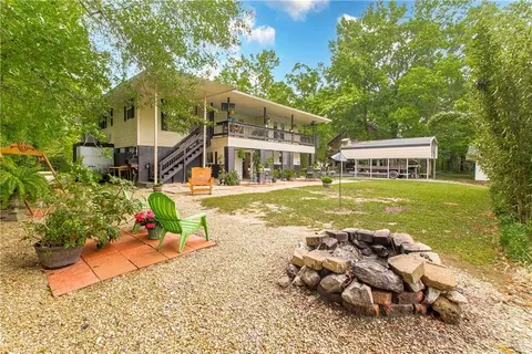 Exterior - 18123 Monga Dr, Covington, LA 70433 photo 7 of 17