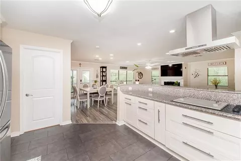 Kitchen - 18123 Monga Dr, Covington, LA 70433 photo 2 of 5