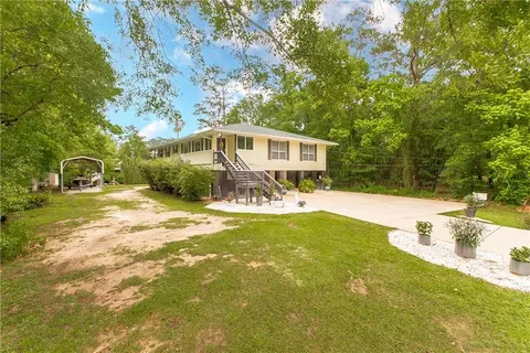 Exterior - 18123 Monga Dr, Covington, LA 70433 photo 2 of 17